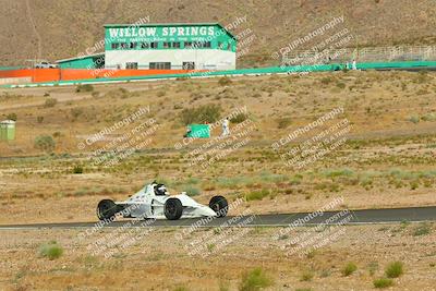 media/Jun-01-2025-CalClub SCCA (Sun) [[eae223c5dd]]/Group 3/Qualifying/